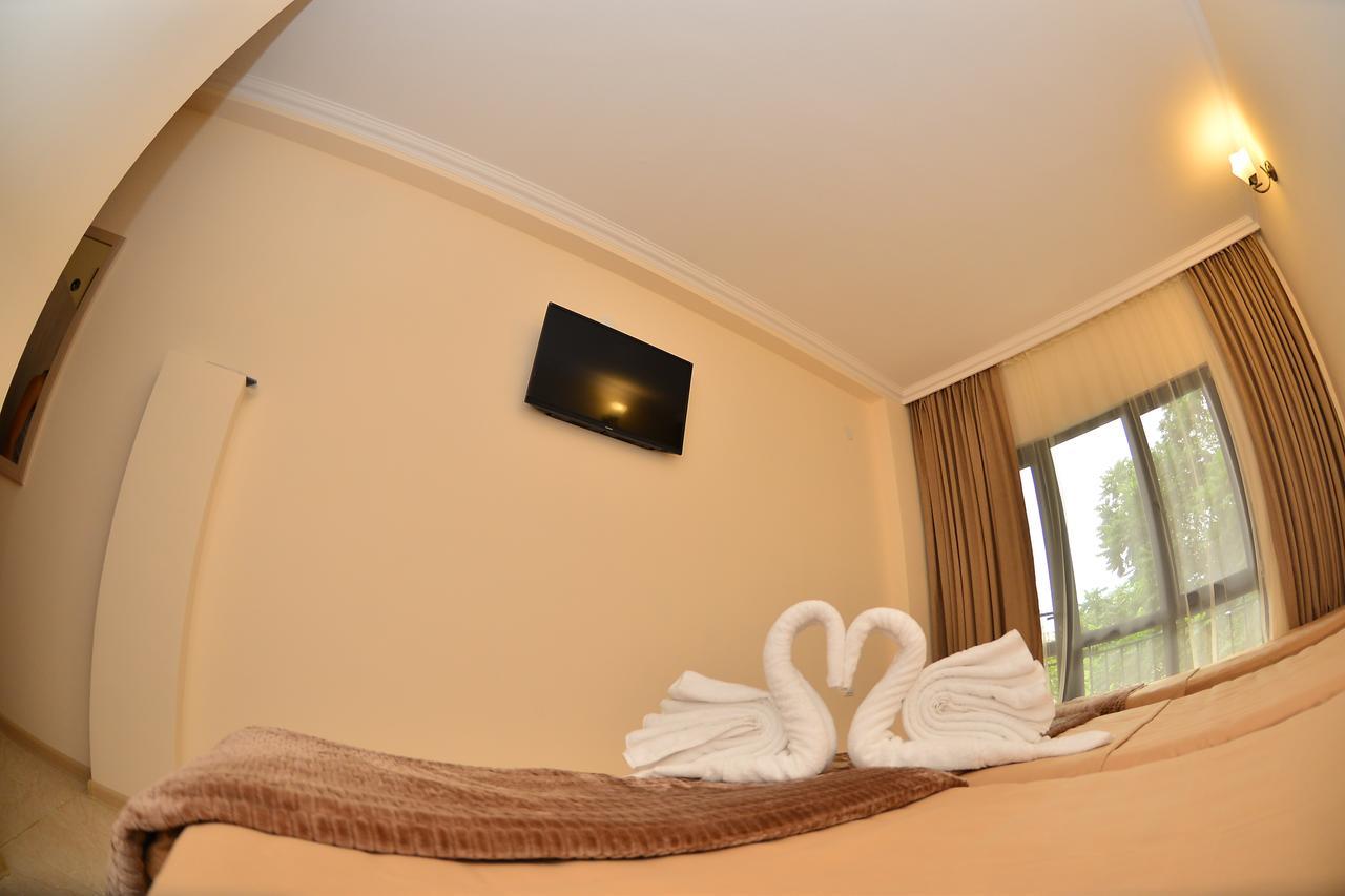 Hotel Gori Kobuleti Bagian luar foto